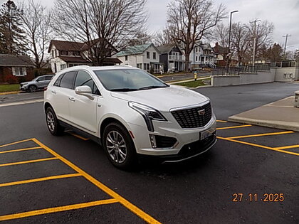 Cadillac XT5 AWD 4dr Premium Luxury