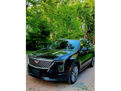 Cadillac XT4 AWD 4dr Premium Luxury