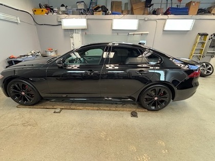 Jaguar XF R-Dynamic SE AWD