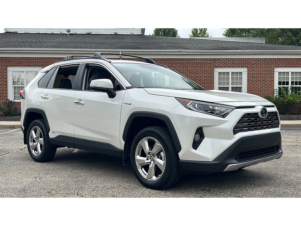 2019 Toyota RAV4 | $16,000 | 117,320 km | Gasoline - Hybrid Vehicle for ...