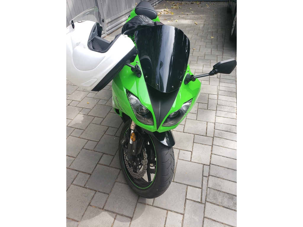 km 2004 Kawasaki Ninja ZX, 10R | JKAZXCC1X4A015172 | Bid