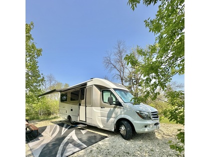 Mercedes Benz 2018 Unity Murphy Bed Price 2018 Leisure Travel Vans