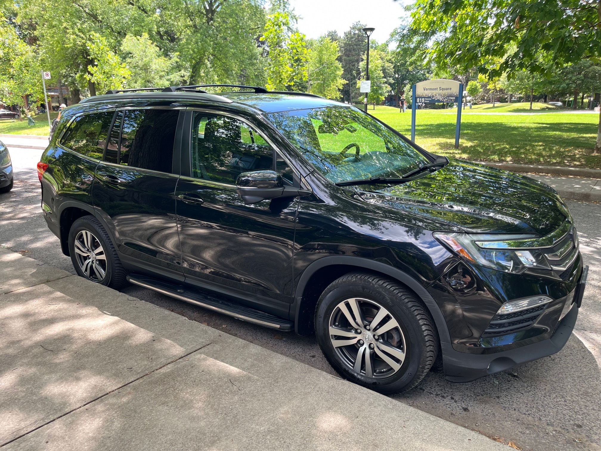 brainchild’s TOUR 2017 pilot 2017 Honda Pilot | $26,000 | 136,000 km | Gasoline Vehicle