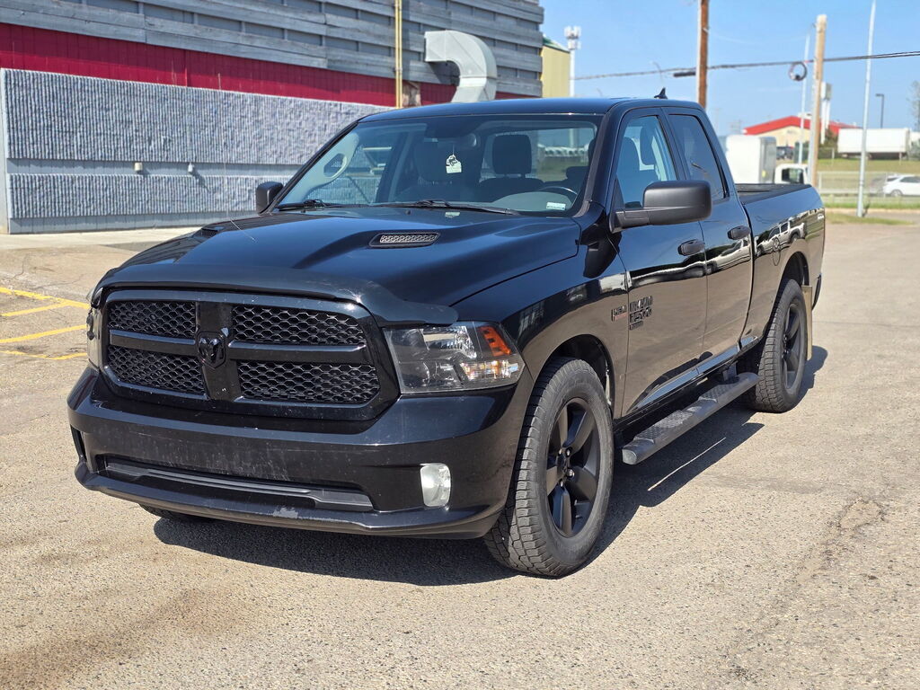 2019 Ram 1500 Classic $27,999 151,000 km Gasoline Truck for
