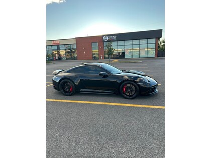 Porsche 911 Carrera 4 GTS Coupe