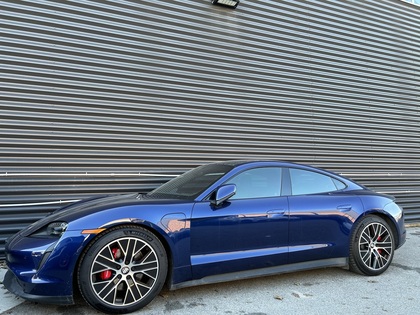 Porsche Taycan 4S Sedan